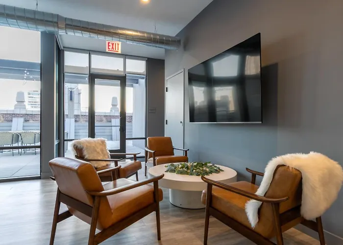 Loop 1br Wgym Roofdeck Wd Nr W Loop The L Chi-200 * Chicago